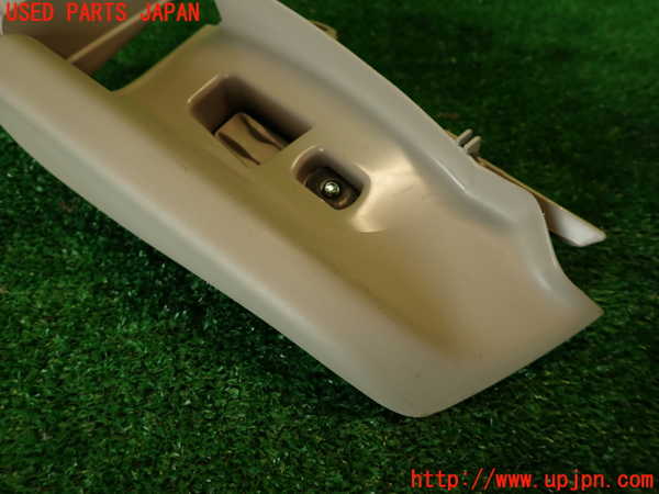 2UPJ-9233587680]アウディ・A4(8KCDN)左リアピラートリム 中古_4