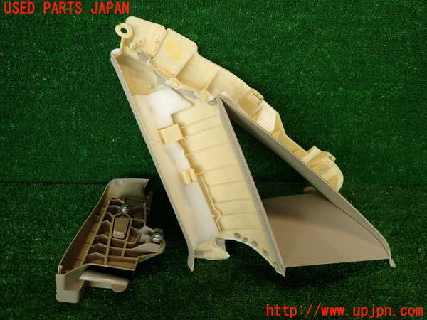 2UPJ-9233587680]アウディ・A4(8KCDN)左リアピラートリム 中古_5