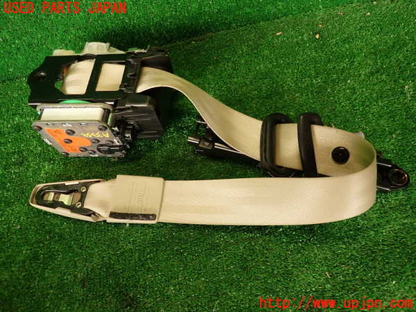 2UPJ-9233587075]アウディ・A4(8KCDN)助手席シートベルト 中古_2