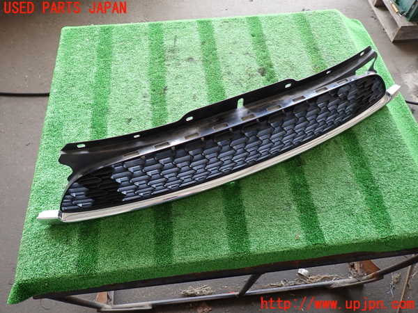 2UPJ-9233591050]BMW ミニ(MINI)クーパーS(SV16)ラジエターグリル 中古 (R56)_2