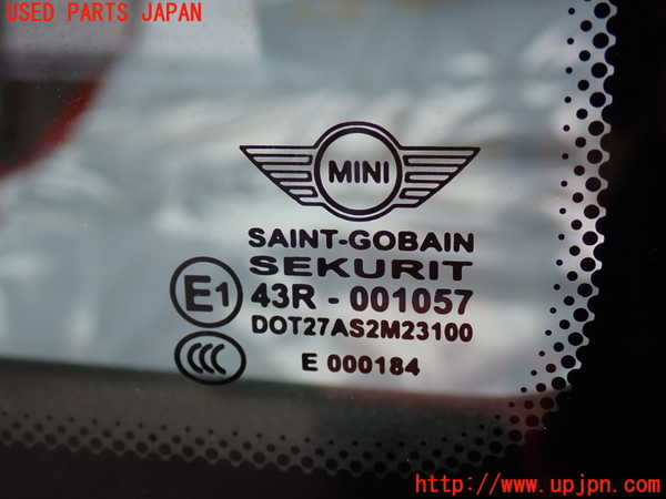 2UPJ-9233591380]BMW ミニ(MINI)クーパーS(SV16)右クォーターガラス (43R-001057) 中古 (R56)_2