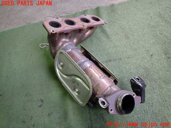 2UPJ-9233602041]レクサス・HS250h(ANF10)エキマニ1 触媒 マニバーター 中古_2