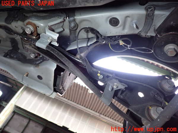 2UPJ-9233605325]レクサス・HS250h(ANF10)右リアテンションロッド 中古_2