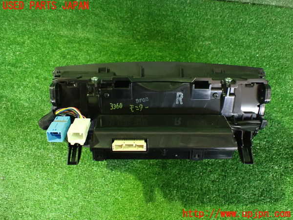 2UPJ-9233606629]レクサス・HS250h(ANF10)モニター 中古_3