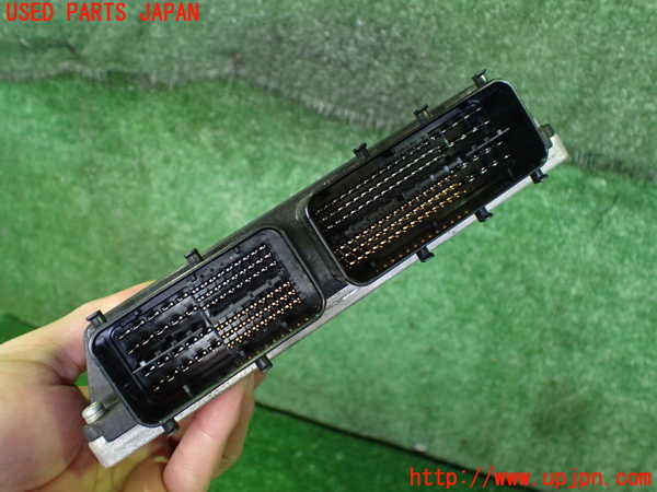 2UPJ-9233606110]レクサス・HS250h(ANF10)エンジンコンピューター 中古_3