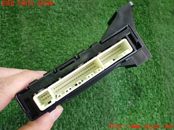 2UPJ-9233606157]レクサス・HS250h(ANF10)コンピューター12 中古_3