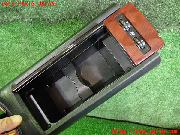 2UPJ-9233607810]レクサス・HS250h(ANF10)ドリンクホルダー 中古_2