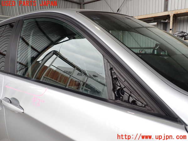 2UPJ-9233611230]BMW 320i E90(VA20)右前ドア 中古 SHATTERPRUFE M272 43R-00083_3