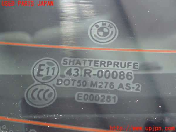 2UPJ-9233611560]BMW 320i E90(VA20)リアガラス 中古 SHATTERPRUFE M276 43R-00086_2