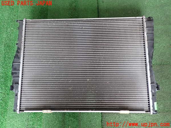 2UPJ-9233612321]BMW 320i E90(VA20)ラジエーター1 中古_2