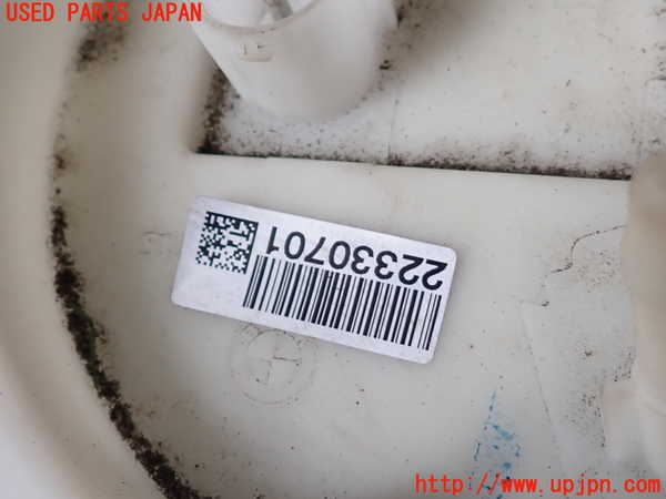 2UPJ-9233612510]BMW 320i E90(VA20)燃料ポンプ ジャンク_4