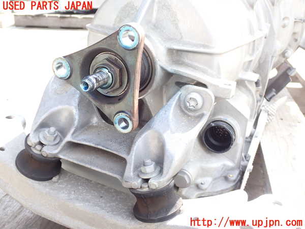 2UPJ-9233613010]BMW 320i E90(VA20)ミッション AT N46B20B 中古_3