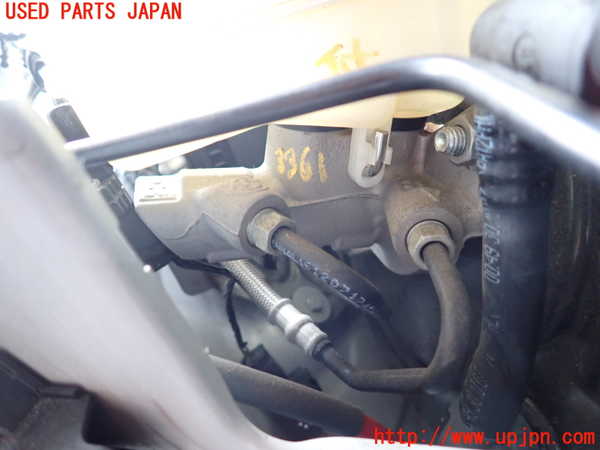 2UPJ-9233614050]BMW 320i E90(VA20)ブレーキマスターシリンダー 中古_2