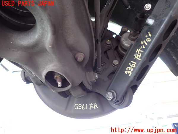 2UPJ-9233614305]BMW 320i E90(VA20)左リアナックルハブ 中古_2