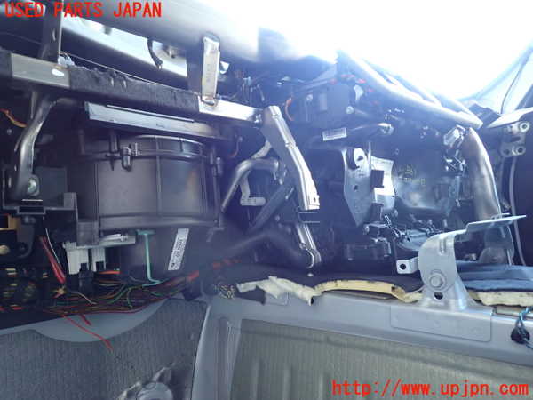 2UPJ-9233616081]BMW 320i E90(VA20)エバポレーター1 中古_3