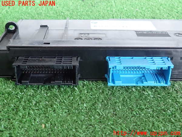 2UPJ-9233616146]BMW 320i E90(VA20)コンピューター1 中古 9177986_4