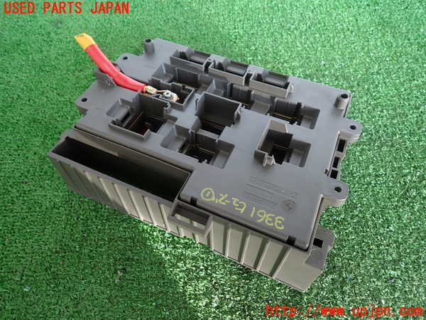 2UPJ-9233616741]BMW 320i E90(VA20)ヒューズボックス1 中古_2