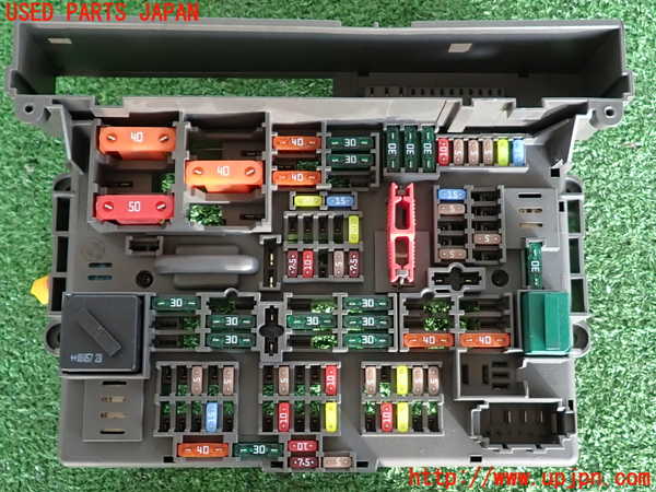 2UPJ-9233616741]BMW 320i E90(VA20)ヒューズボックス1 中古_3