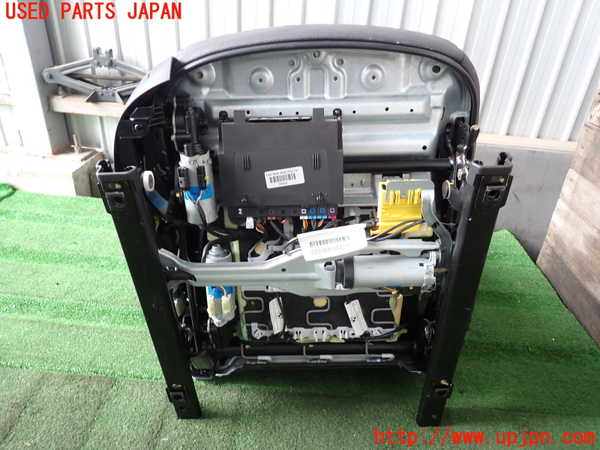 2UPJ-9233617035]BMW 320i E90(VA20)運転席シート 中古_5