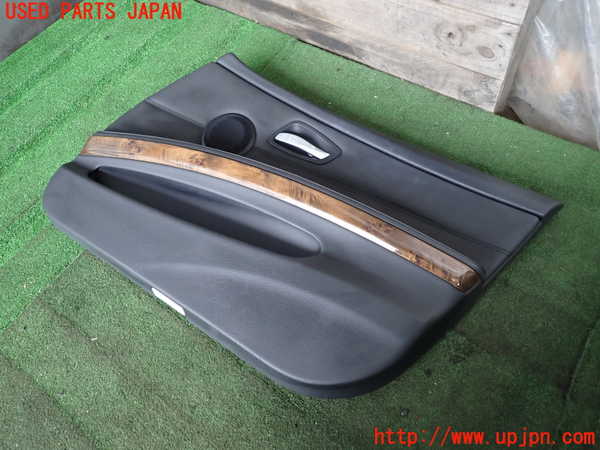 2UPJ-9233611234]BMW 320i E90(VA20)右前ドア内張り 中古_2