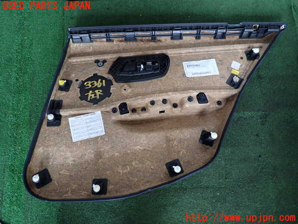 2UPJ-9233611324]BMW 320i E90(VA20)左後ドア内張り 中古_4