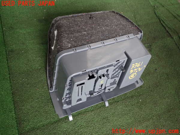 2UPJ-9233617772]BMW 320i E90(VA20)ラゲッジトレイ2 中古_3