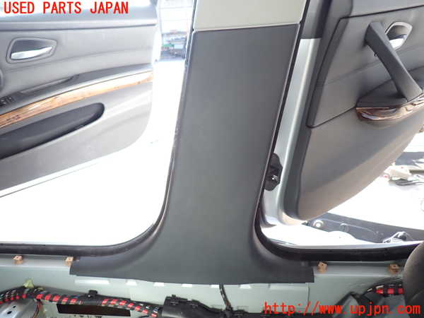 2UPJ-9233617665]BMW 320i E90(VA20)右センターピラートリム 中古_3