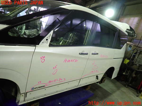 1UPJ-9233621260]セレナ e-POWER(HFC27)左前ドア 中古_3