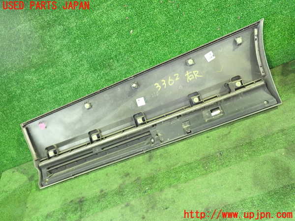 1UPJ-9233621292]セレナ e-POWER(HFC27)右後ドアパネル 中古_2