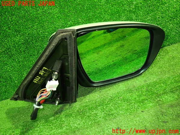 1UPJ-9233621210]セレナ e-POWER(HFC27)右ドアミラー 中古_3
