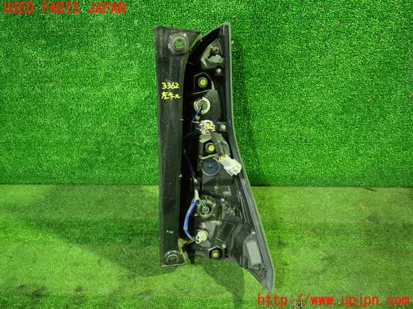 1UPJ-9233621536]セレナ e-POWER(HFC27)左テールランプ 中古_2