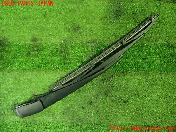 1UPJ-9233621661]セレナ e-POWER(HFC27)リアワイパーアーム1 中古_2