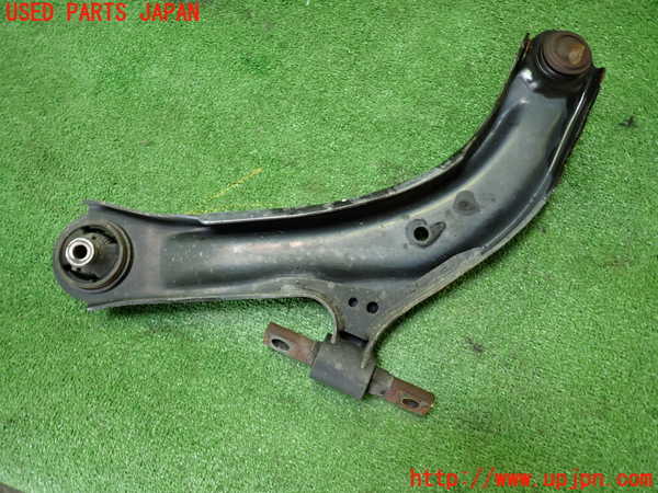 1UPJ-9233625176]セレナ e-POWER(HFC27)右フロントロアアーム1 中古_2