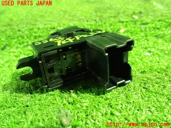 1UPJ-9233626245]セレナ e-POWER(HFC27)左前パワーウィンドウスイッチ 中古_2