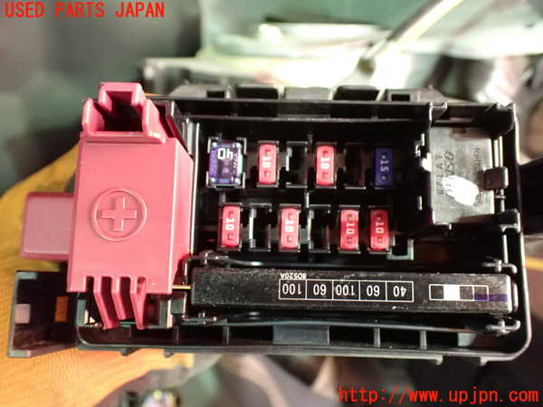 1UPJ-9233626743]セレナ e-POWER(HFC27)ヒューズボックス3 中古_2