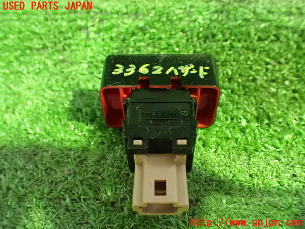 1UPJ-9233626290]セレナ e-POWER(HFC27)ハザードスイッチ 中古_2