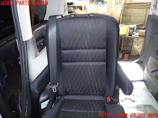 1UPJ-9233627145]セレナ e-POWER(HFC27)右2列目シート 中古_2