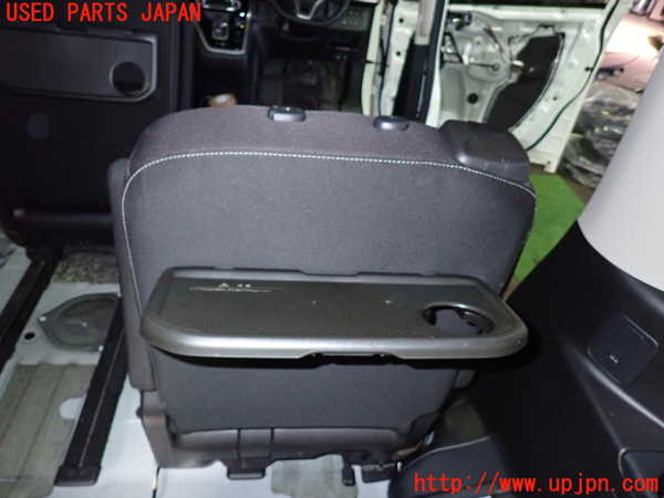 1UPJ-9233627145]セレナ e-POWER(HFC27)右2列目シート 中古_5