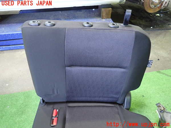 1UPJ-9233627265]セレナ e-POWER(HFC27)左3列目シート 中古_2