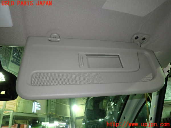 1UPJ-9233627625]セレナ e-POWER(HFC27)室内サンバイザー右側 中古_3