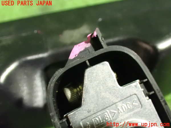 1UPJ-9233627615]セレナ e-POWER(HFC27)ルームミラー 中古_3