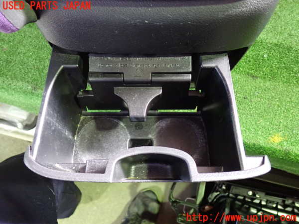 1UPJ-9233627549]セレナ e-POWER(HFC27)コンソール 中古_2