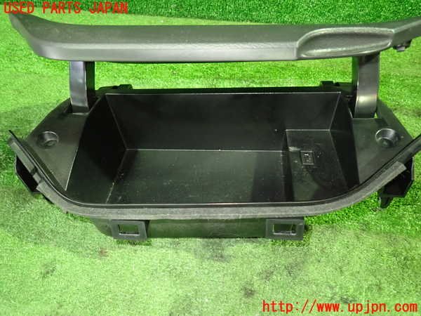 1UPJ-9233627841]セレナ e-POWER(HFC27)小物入れ1 中古_2