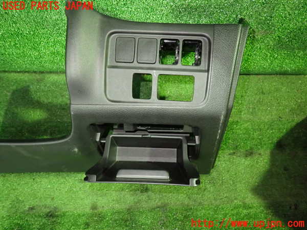 1UPJ-9233627842]セレナ e-POWER(HFC27)小物入れ2 中古_2