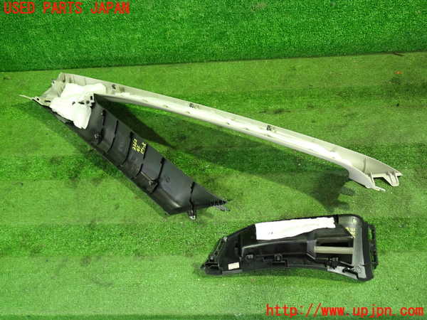 1UPJ-9233627655]セレナ e-POWER(HFC27)右フロントピラートリム 中古_2