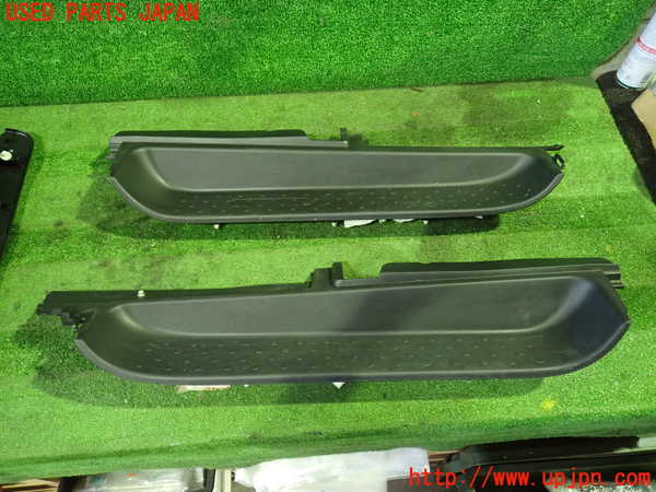 1UPJ-9233627740]セレナ e-POWER(HFC27)スカッフプレート 中古_3