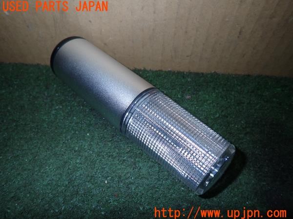 3UPJ=9233630580]ベンツ GLA180(156942 X156)純正 GENTOS EL-1834 非常灯 中古_3