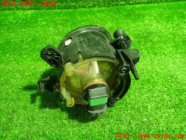 1UPJ-9233631182]ベンツ GLA180(156942)(X156)左フォグ 中古_2