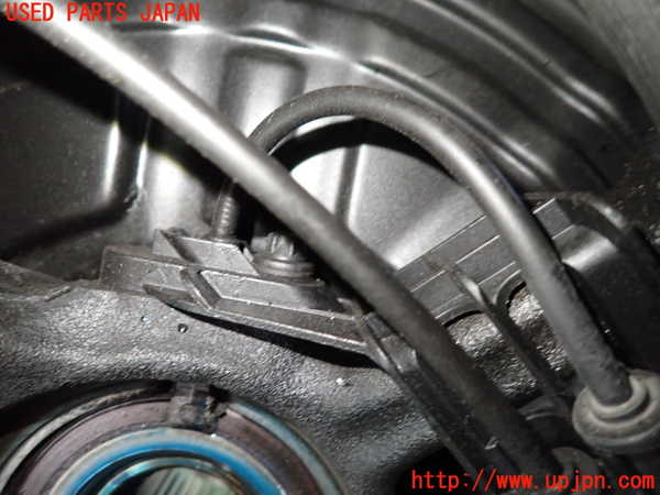 1UPJ-9233634290]ベンツ GLA180(156942)(X156)右フロントナックルハブ 中古_2