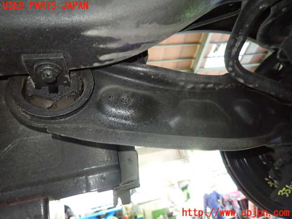 1UPJ-9233635325]ベンツ GLA180(156942)(X156)右リアテンションロッド 中古_2